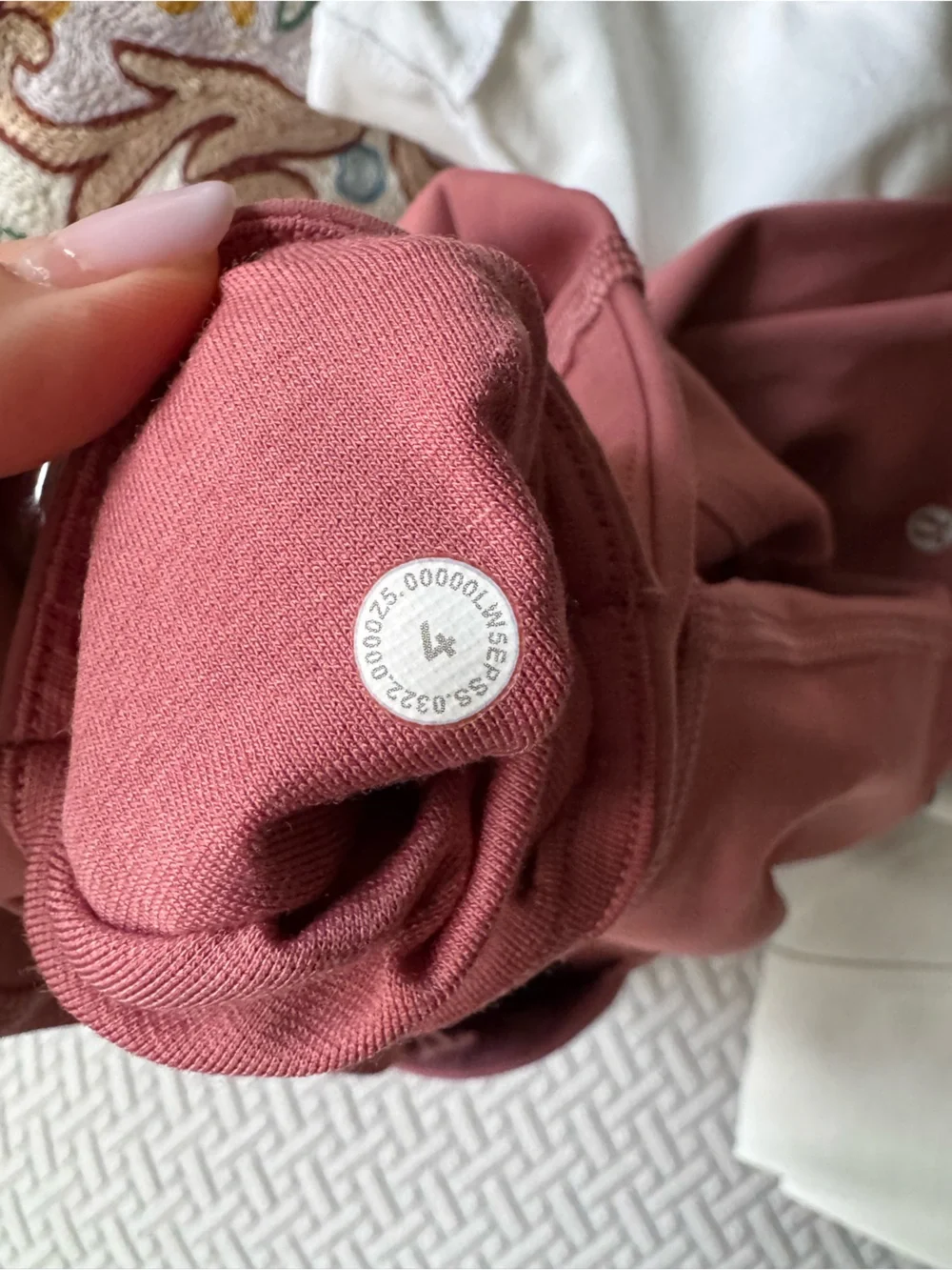 Lululemon | wunder train leggings with pockets | 25” | size 4
